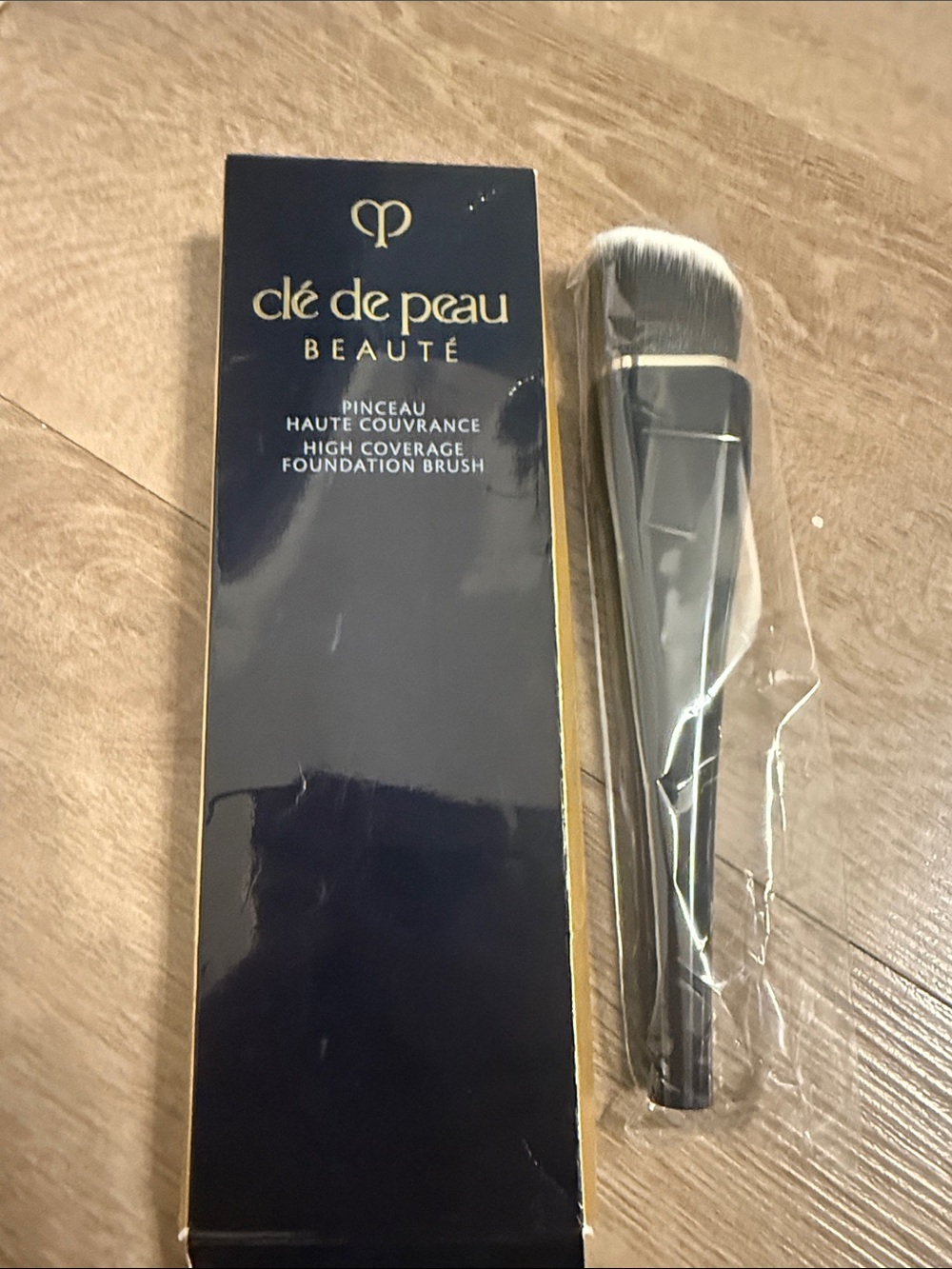 High Coverage Foundation Brush - Black